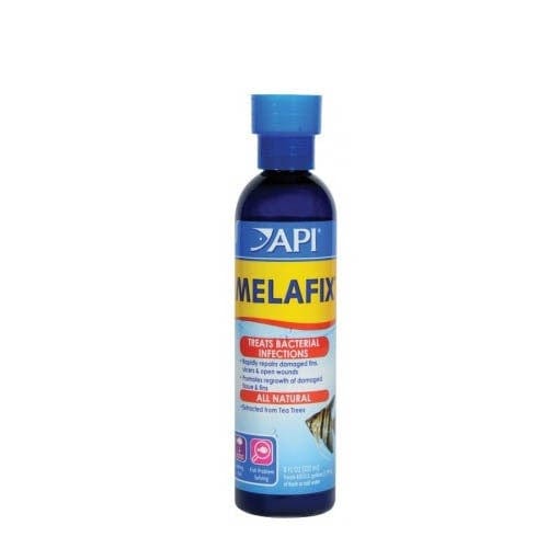 Bottle of API MELAFIX 118ml antibacterial fish remedy for treating fin rot and wounds in aquariums.