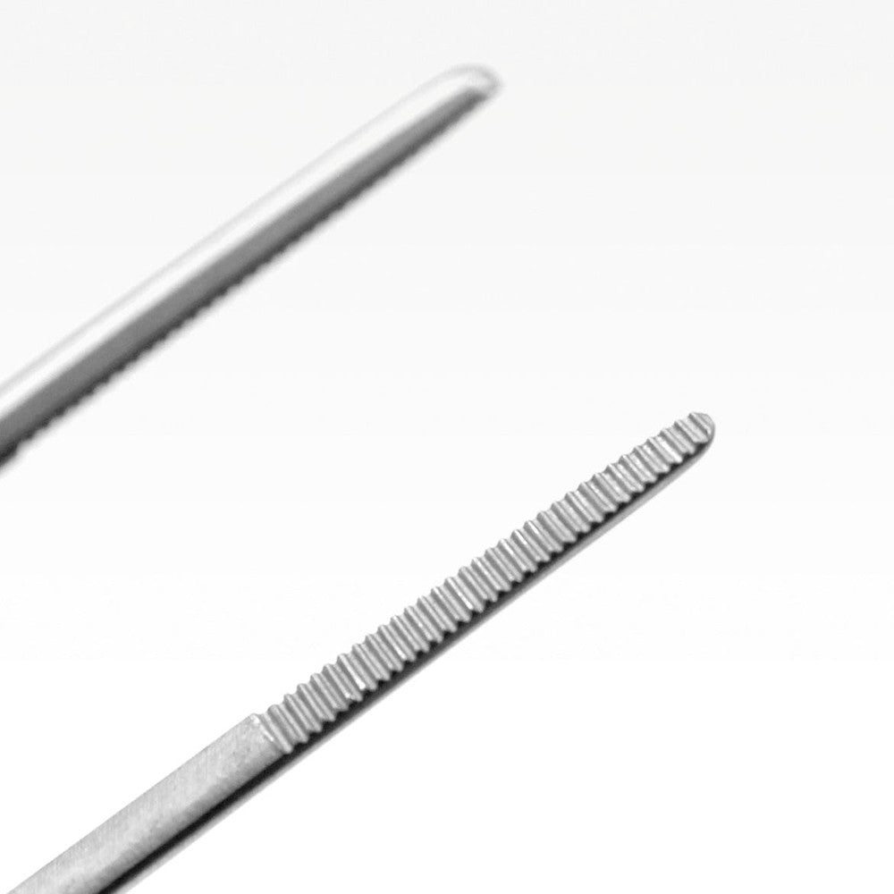 Close-up view of fine 2mm curved tip on Aquavitro forceps